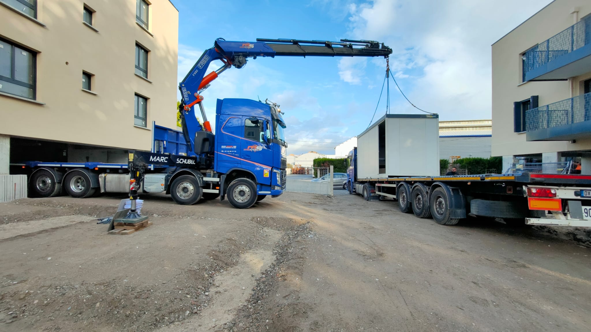 Featured image for “Camion bras de grue”