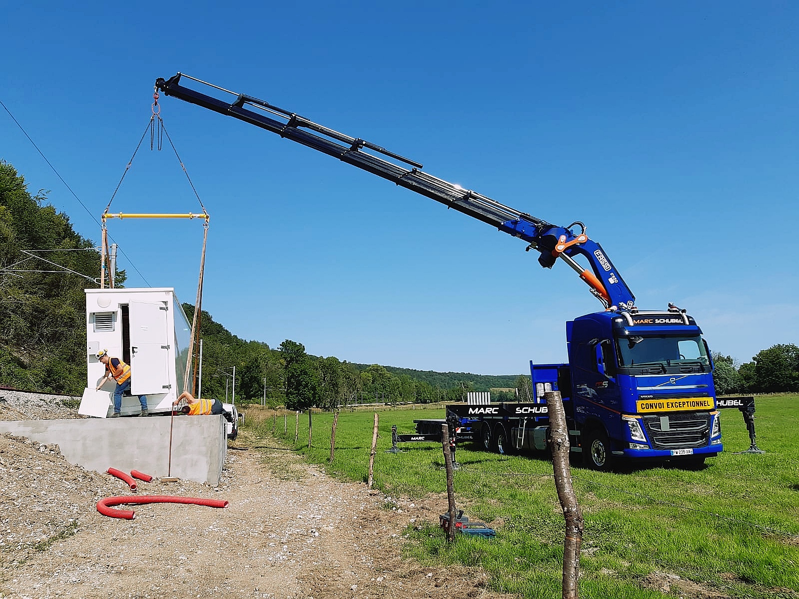 Featured image for “Camion bras de grue”